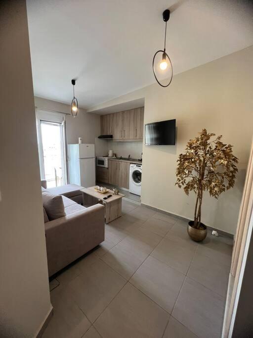 Penthouse Apt In Downtown Apartment Heraklion  Bagian luar foto