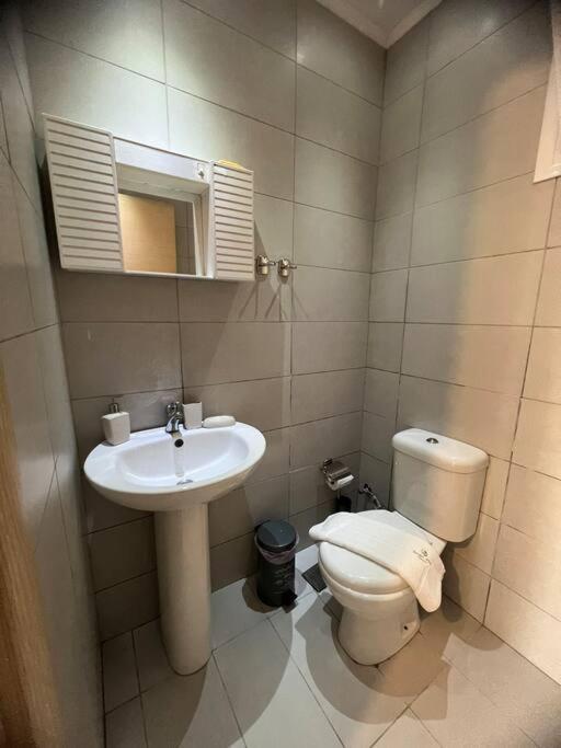 Penthouse Apt In Downtown Apartment Heraklion  Bagian luar foto